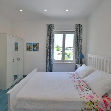 فندق مبيت وإفطار Casa Oikia 3*