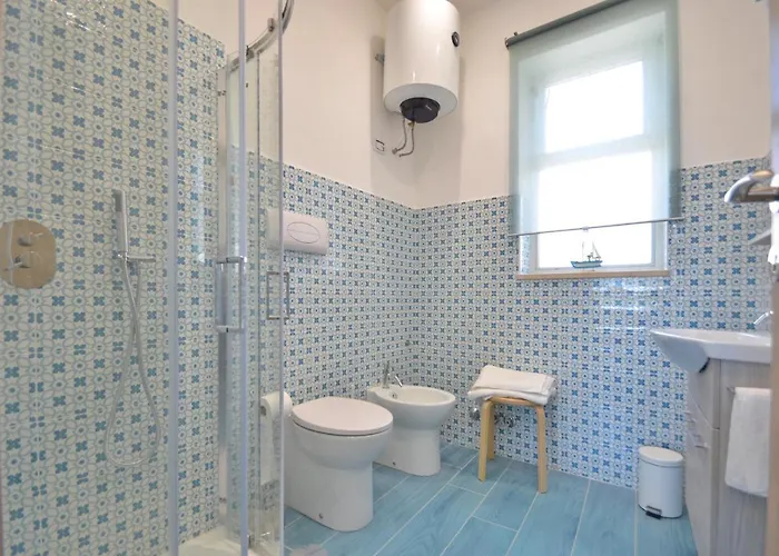 לינה וארוחת בוקר Casa Oikia